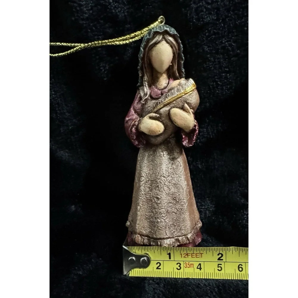 Mother Mary‎ And Baby Jesus Christmas Ornament Vintage 2007